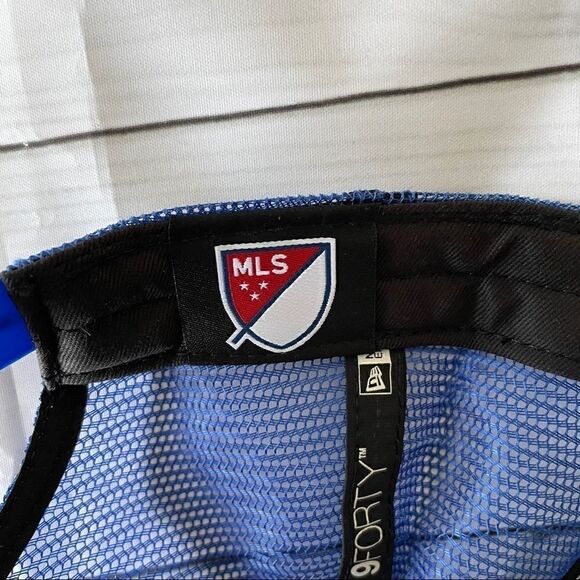 Montreal Impact New Era 9FORTY SnapBack Hat - Picture 6 of 7